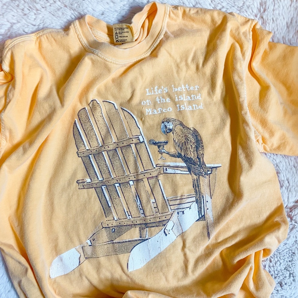 Marco Island graphic tee